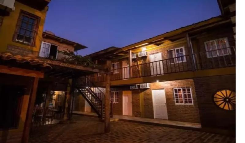 Posada Los Tajibos Пуэрто-Игуасу Экстерьер фото